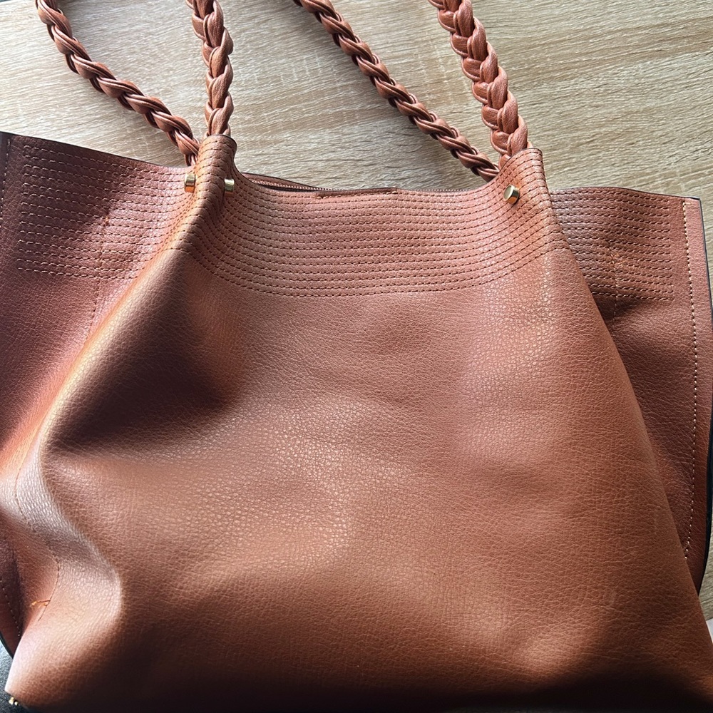 Big beautiful vegan shopper